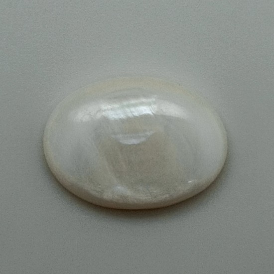 Mother Of Pearl 7.35 Ct Gem Quality Mother Of Pearl 7.35 Ct Gem Quality